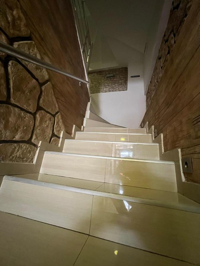 Hotel Ultra Star Skopje Eksteriør billede