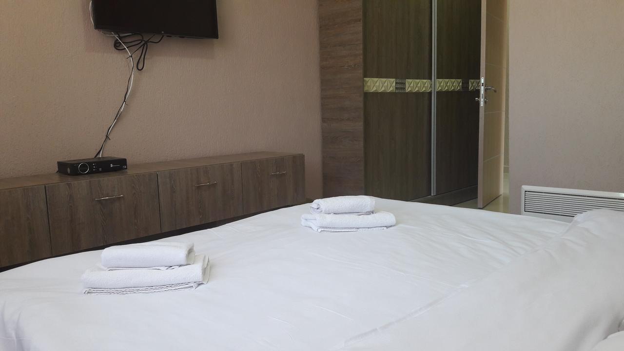 Hotel Ultra Star Skopje Eksteriør billede